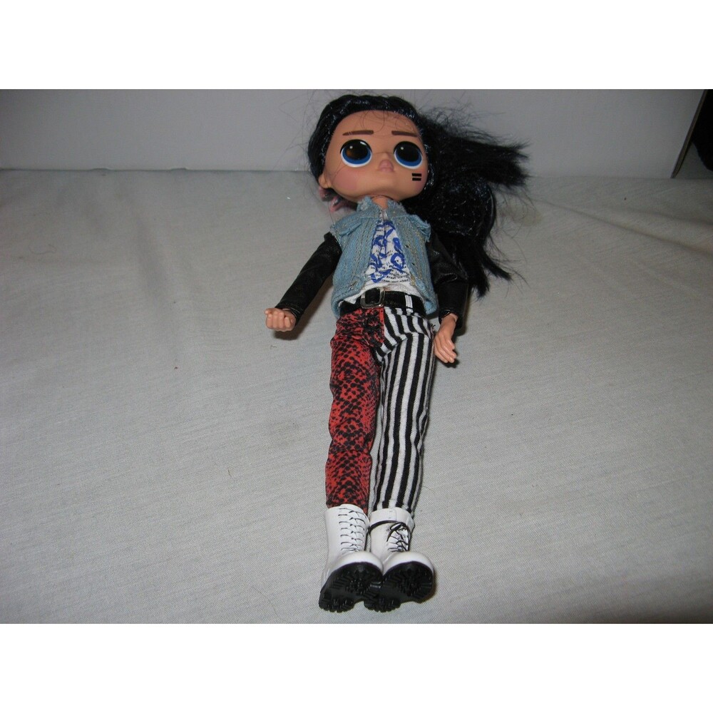 MGA LOL Surprise OMG Remix Punk Grrrl Girl Doll With Full Outfit